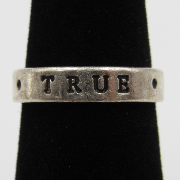 Jewelry - Vintage Size 5 Sterling True Love Waits Word Ring